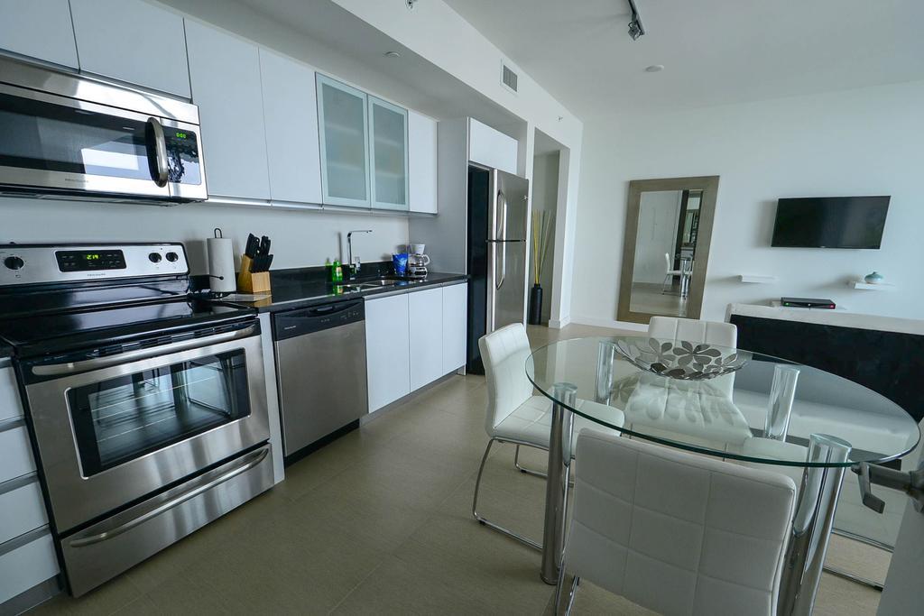 Monte Carlo Miami Suite Miami Beach Room photo